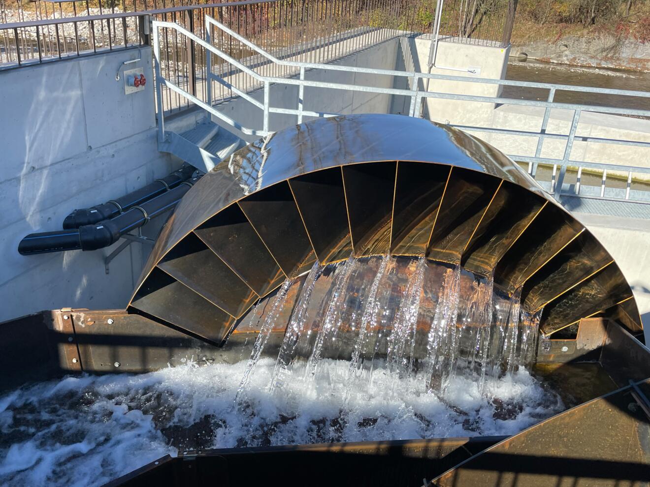 Schöpfrad in Steffisburg in Betrieb.