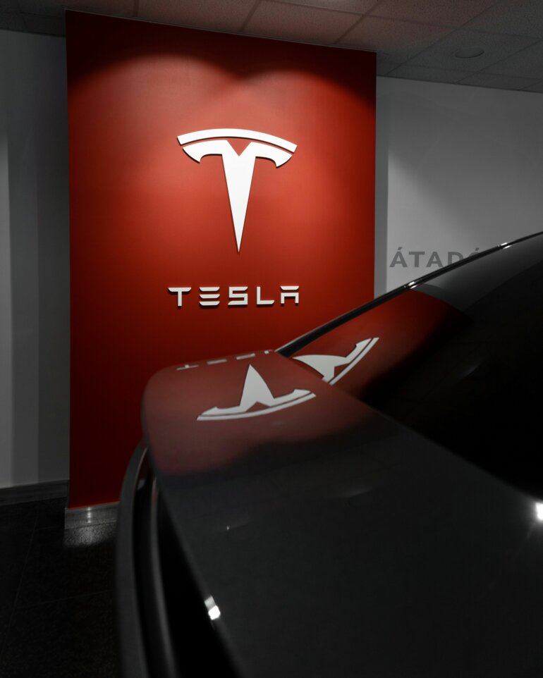 Tesla-Logo